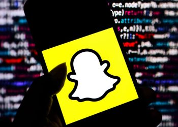 how-to-chat-with-snapchat's-ai-chatbot-|-pcmag
