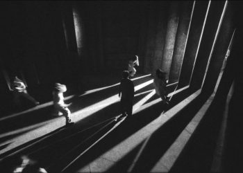watch:-stunning-experimental-dance-short-film-'inside-the-blind-iris'-–-firstshowing.net