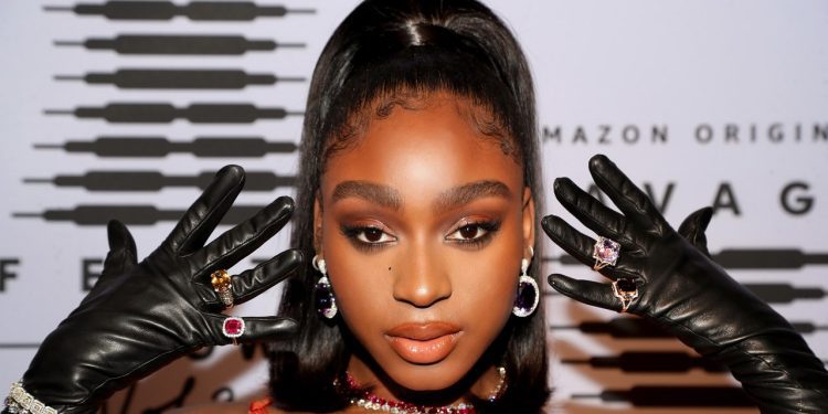 normani-posts-photo-with-seahawks-player-dk-metcalf-|-teen-vogue