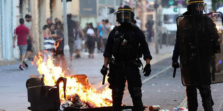 over-700-jailed-for-french-riots-–-daily-sun