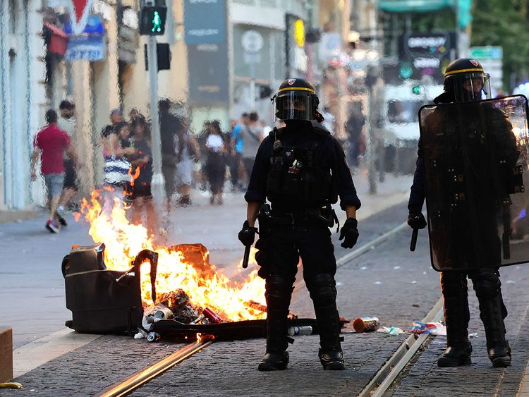 over-700-jailed-for-french-riots-–-daily-sun