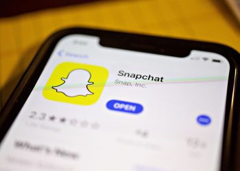 7-charged-with-hacking-snapchat-accounts-to-obtain-explicit-images
