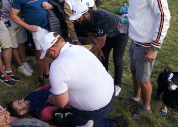 errant-jon-rahm-shot-strikes-spectator-and-costs-him-bogey-at-12th-hole-|-livescore