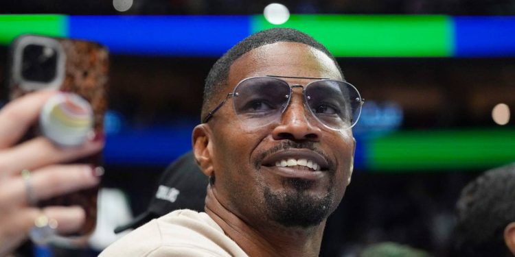 entertainer-jamie-foxx-tells-fans-in-an-instagram-message-that-he-is-recovering-from-an-illness