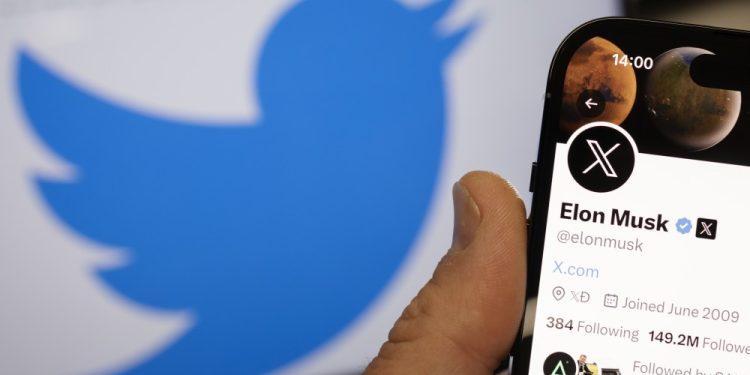 rip-twitter:-rebranding-as-x-is-off-to-confusing,-haphazard-start-–-variety