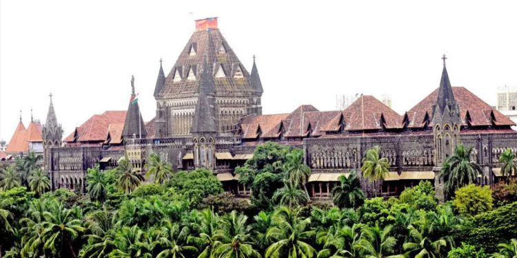 one-should-behave-responsibly-while-uploading-whatsapp-status:-bombay-hc