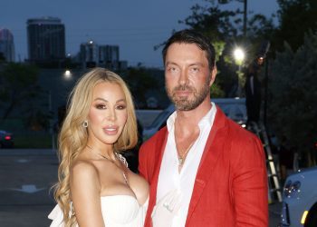 lisa-hochstein,-boyfriend-jody-glidden-go-instagram-official-|-the-daily-dish-–-bravo-tv