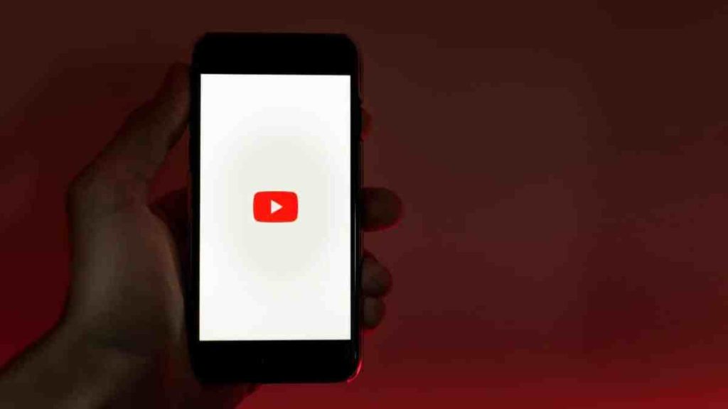 pakistani-youtuber-hira-faisal-video-goes-viral-on-twitter,-instagram,-snapchat-and-reddit