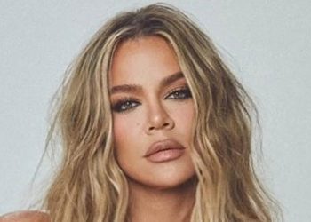 khloe-kardashian-shows-off-sprawling-backyard-including-rose-garden,-water-fountain-and-…