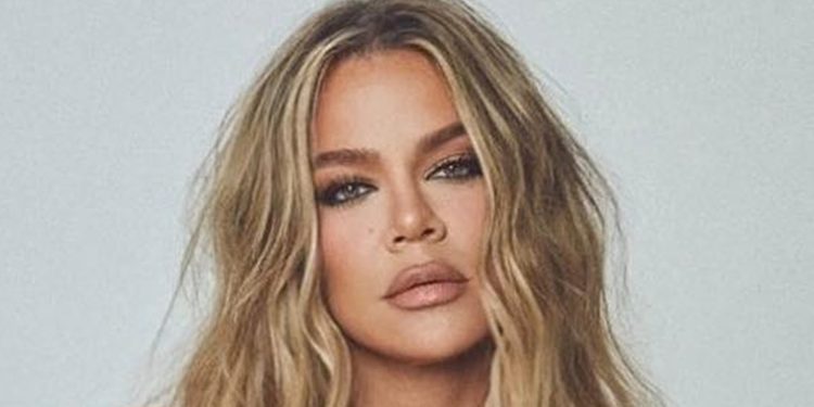 khloe-kardashian-shows-off-sprawling-backyard-including-rose-garden,-water-fountain-and-…