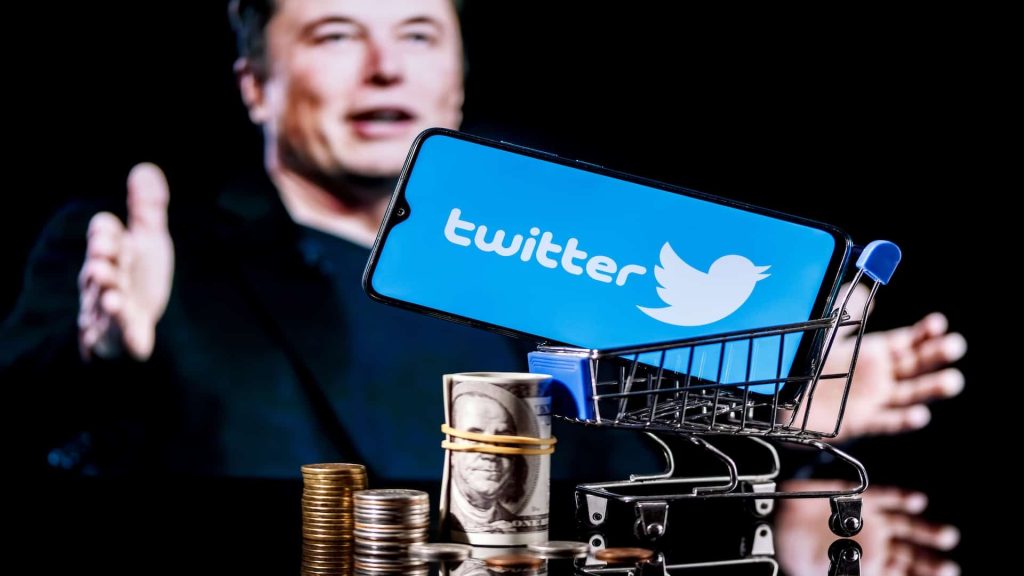 x-(twitter)-slashes-video-ad-prices-to-lure-back-advertisers-–-search-engine-land