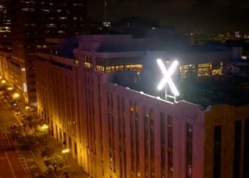 video:-why-san-francisco-is-frustrated-with-twitter's-new,-giant-'x'-sign-|-cnn-business