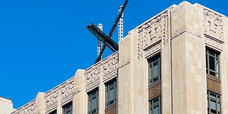 twitter-hq-neighbor-speaks-on-elon:-'dennis-the-menace-moved-into-the-neighborhood'