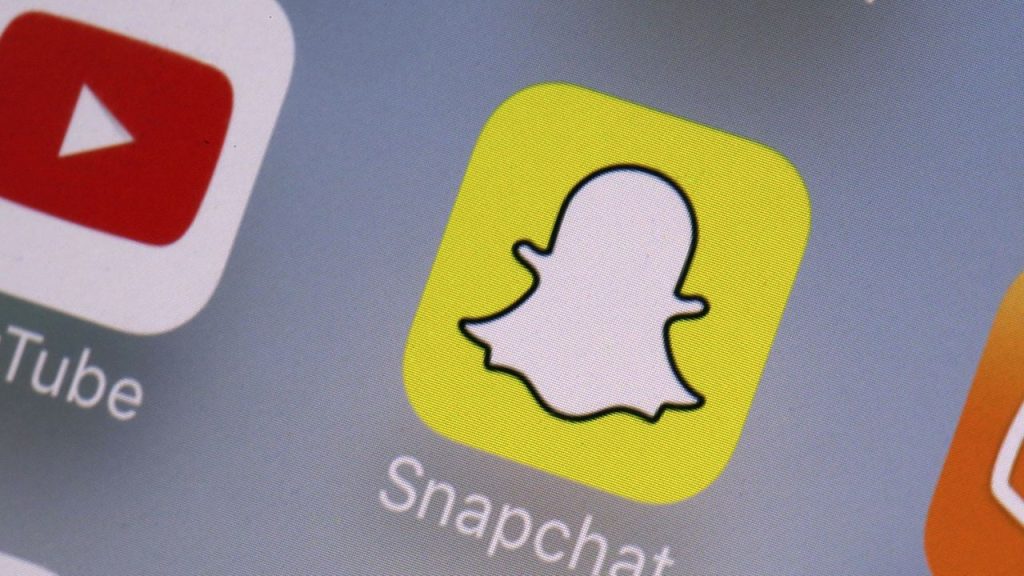 social-media-companies-falling-short-in-protecting-targets-of-hate,-report-says