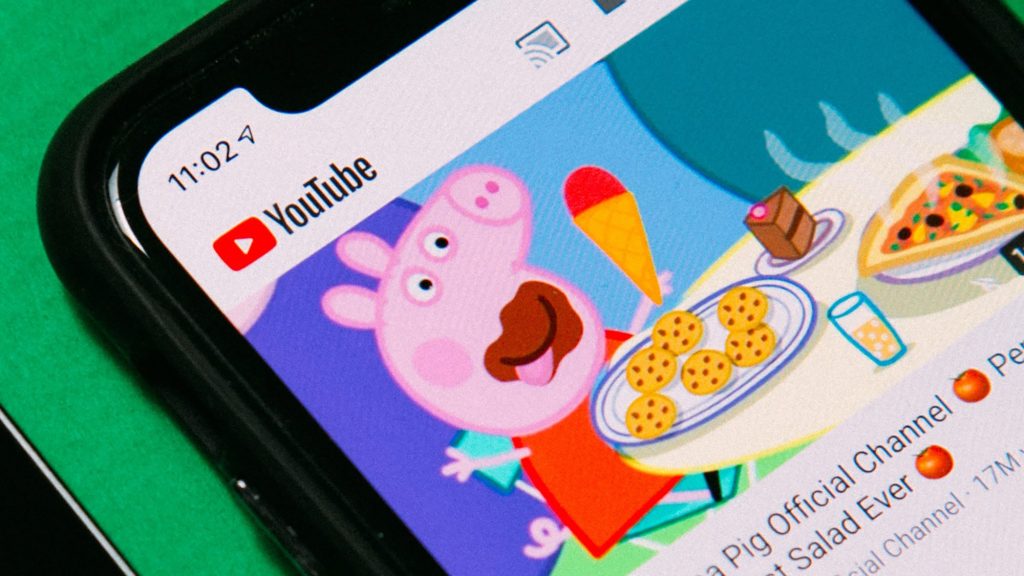 how-to-download-youtube-videos-to-watch-offline-–-popular-science
