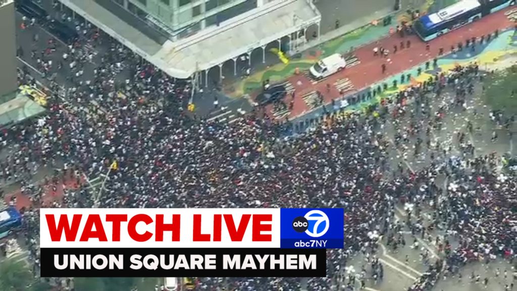 twitch-streamer's-giveaway-sparks-mayhem-in-union-square-–-abc7-new-york