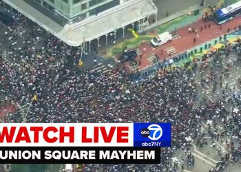 twitch-streamer's-giveaway-sparks-mayhem-in-union-square-–-abc7-new-york