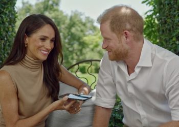 harry-and-meghan-make-rare-appearance-amid-split-rumours:-'glowing'-–-yahoo-lifestyle