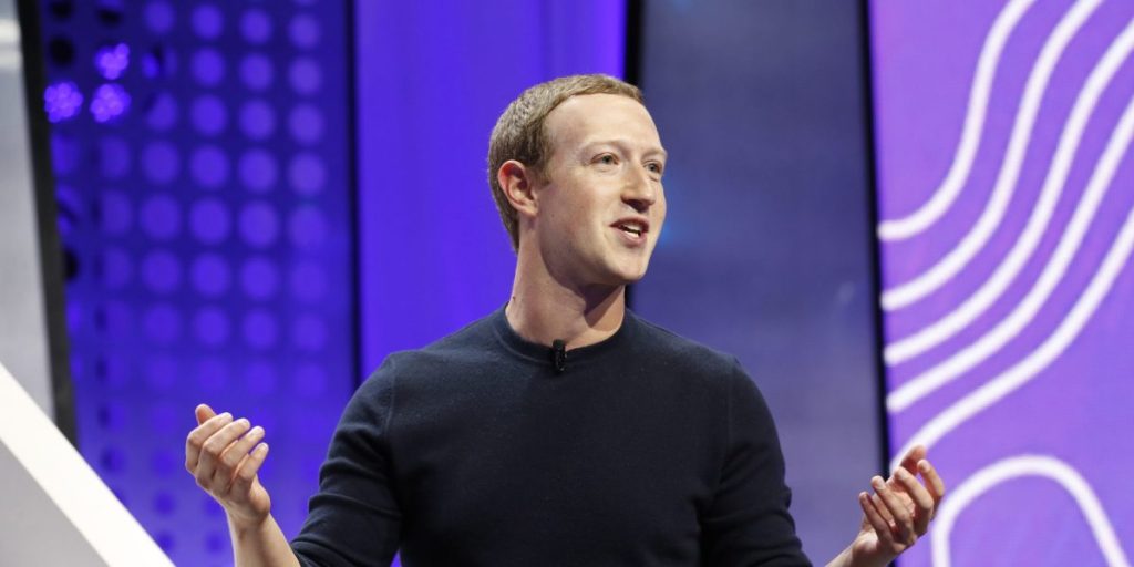 is-mark-zuckerberg-copying-snapchat-again?-–-fortune
