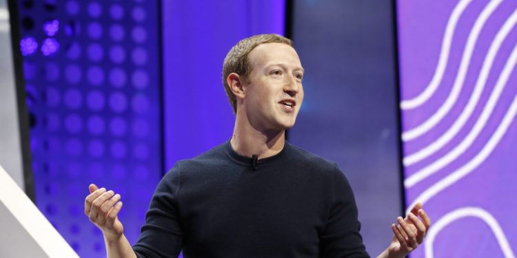 is-mark-zuckerberg-copying-snapchat-again?-–-fortune