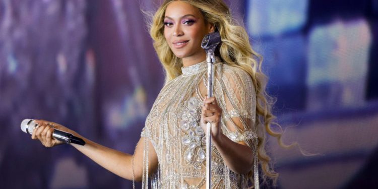 beyonce-pays-$100k-to-extend-metro-hours-in-washington-dc.-after-severe-weather-…