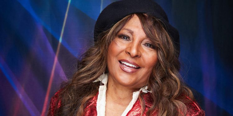 with-tubi's-black-noir-cinema,-pam-grier-sees-a-throughline-to-her-blaxploitation-era