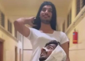 karnataka:-11-mbbs-students-of-kims-land-in-soup-over-'demeaning'-instagram-reel-on-nurses
