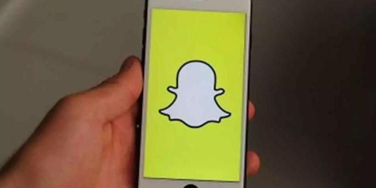 snapchat-allowing-users-to-enable-dark-mode-without-subscription-on-android-–-the-hans-india