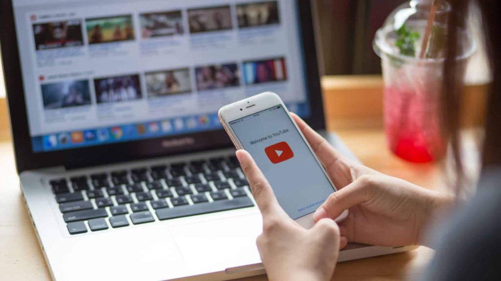 youtube-enables-linking-between-shorts-and-long-form-videos-–-search-engine-land