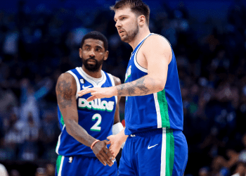“nobody-in-this-chat-can-guard-luka-doncic”:-kyrie-irving-roasts-twitch-fans-while-…