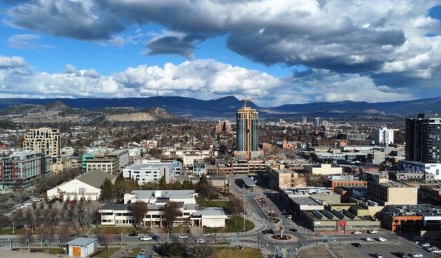 kelowna-leads-all-major-canadian-cities-in-remote-job-applications-–-castanet