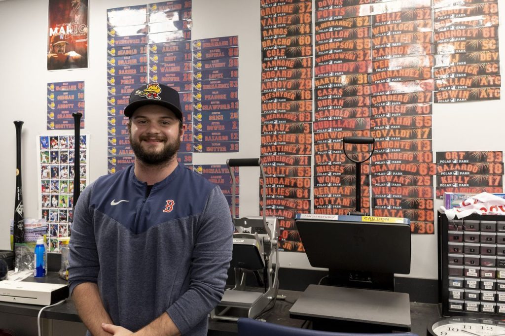 meet-the-man-who-keeps-the-woosox-clubhouse-running-smoothly-–-masslive.com