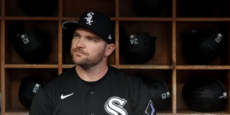 white-sox'-details-the-difficulties-leading-a-clubhouse-while-injured-–-nbc-sports-chicago