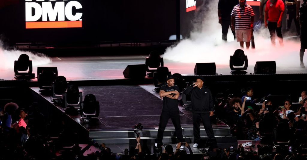 new-york-yankees-celebrate-50-years-of-hip-hop-with-star-studded-concert-at-yankee-stadium