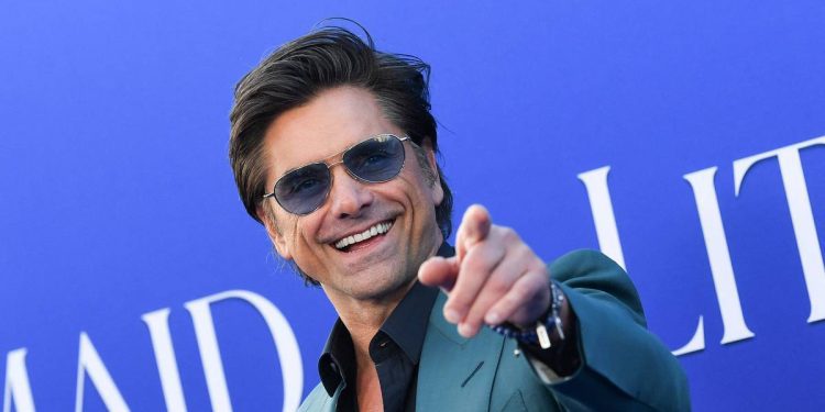 john-stamos-poses-nude-on-instagram:-'the-other-side-of-60'-–-new-york-daily-news