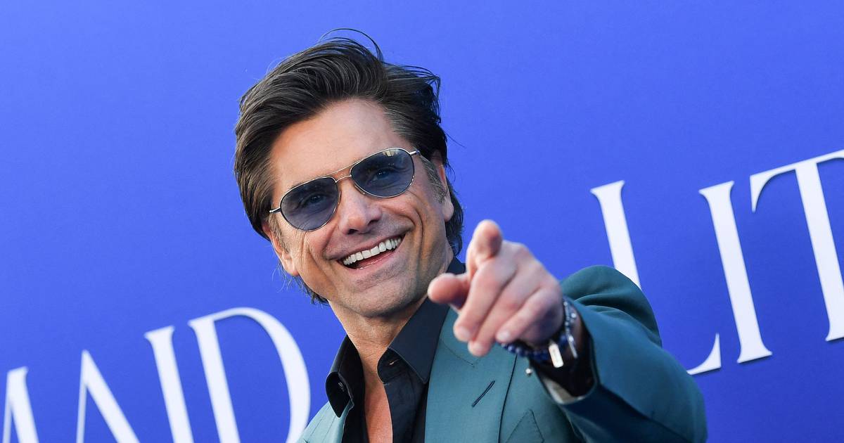 john-stamos-poses-nude-on-instagram:-'the-other-side-of-60'-–-new-york-daily-news
