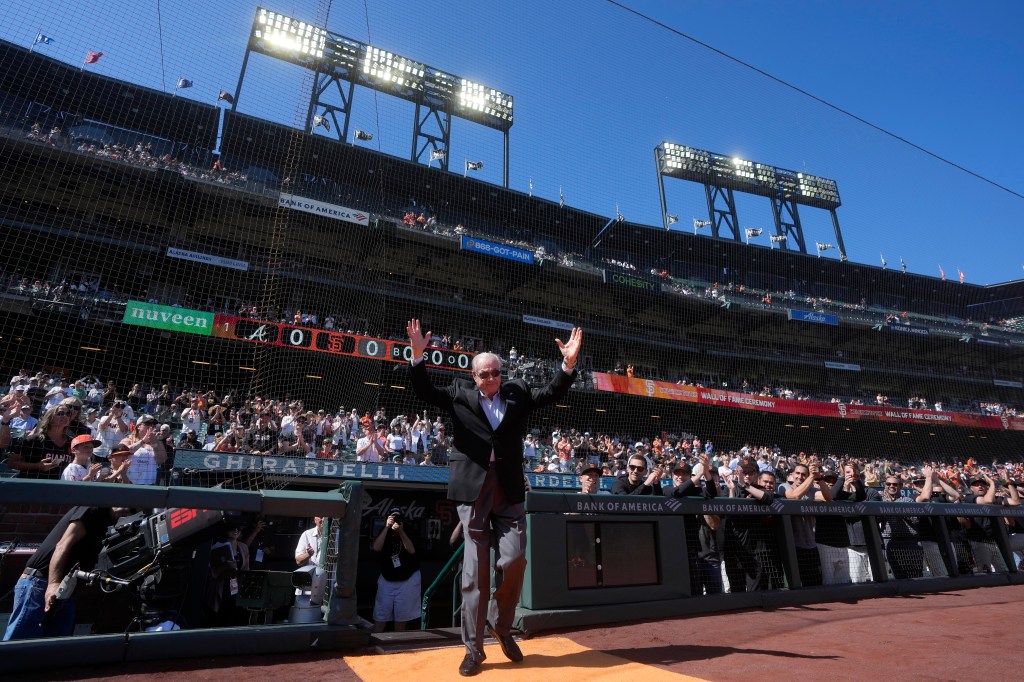 mike-murphy-makes-history-as-sf-giants-wall-of-fame-inductee-–-the-mercury-news