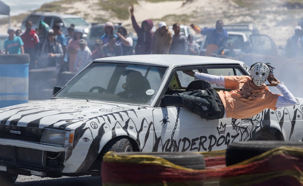 watch-'spinners'-trailer-for-extreme-motorsports-tv-show-(exclusive)-–-the-hollywood-reporter