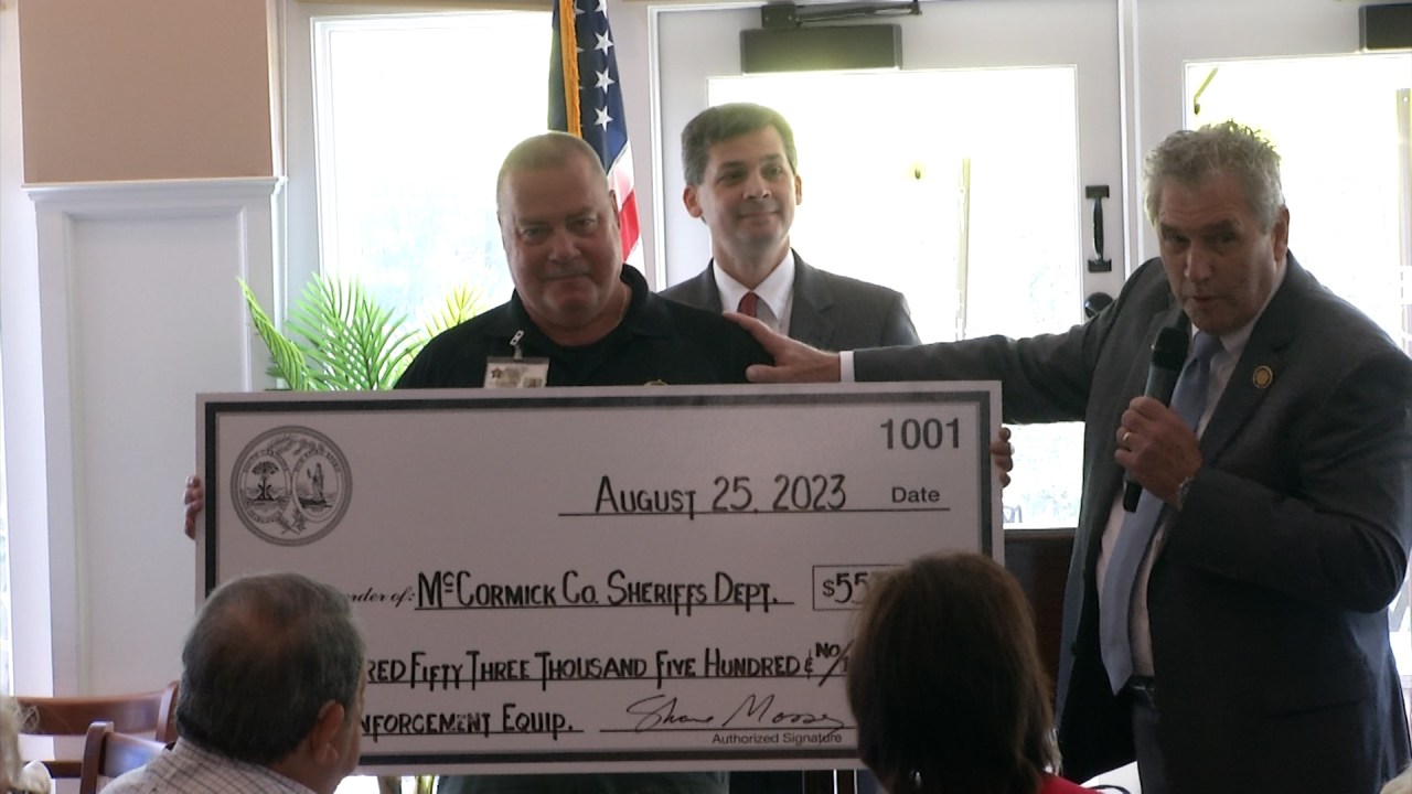 several-mccormick-organizations-receive-checks-at-legislative-luncheon-–-wjbf