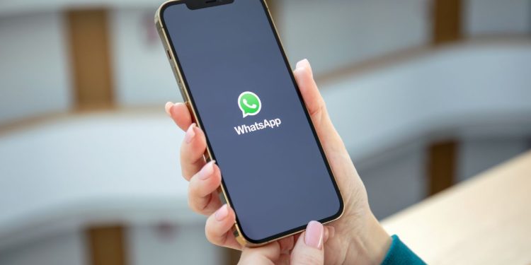 how-to-send-hd-photos-without-losing-quality-on-whatsapp-for-iphone?