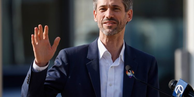 san-jose-mayor-wants-meta,-snapchat-and-tiktok-to-shut-down-sideshow-content