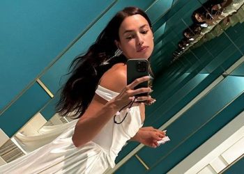 irina-shayk-sets-instagram-ablaze-with-italian-love-affair-amid-tom-brady-dating-rumors