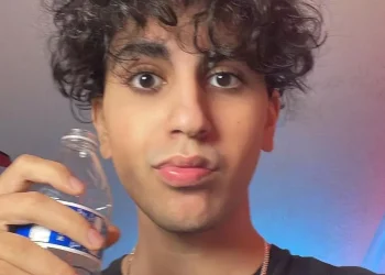 twitch-streamer-who-said-he-was-a-'child-predator'-on-fortnite-is-unbanned-–-daily-star