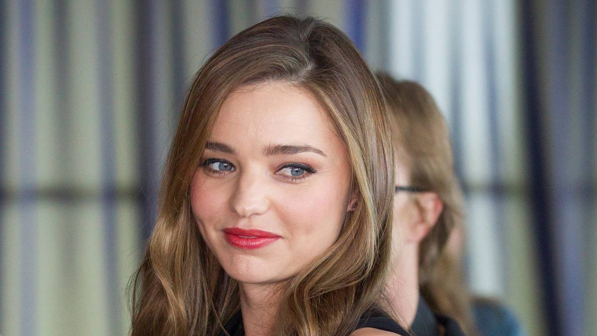 model-miranda-kerr-and-snapchat-founder-evan-spiegel-expecting-third-child-together