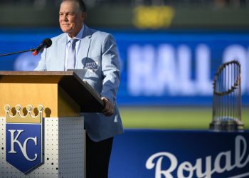 ned-yost-compares-present-royals-to-past-champions-–-mlb.com