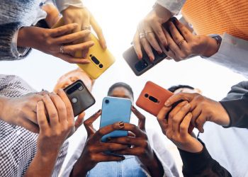 new-measures-introduced-to-snapchat-to-safeguard-teens-–-securitybrief-new-zealand