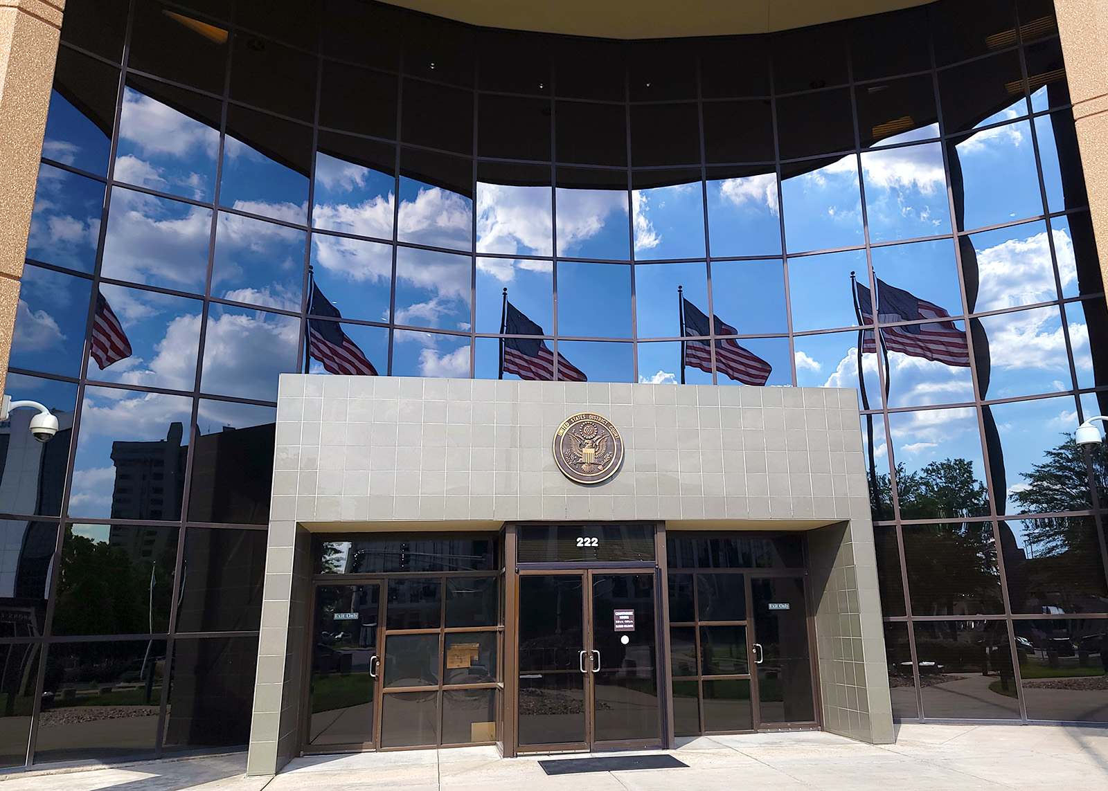 rogersville-man-guilty-of-creating-child-porn-and-sharing-it-on-snapchat-sentenced-to-25-…