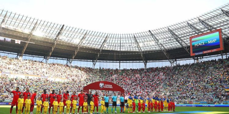 mykolenko-&-pickford-share-qualifying-points-–-everton-football-club