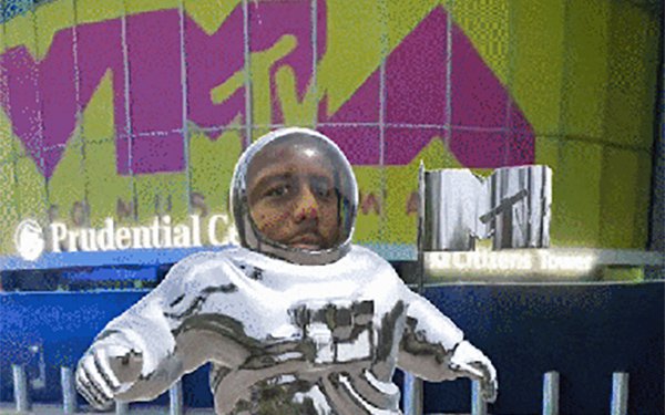 snapchat-partners-with-mtv-for-vma-ar-lenses-09/12/2023-–-mediapost