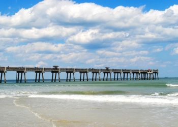 snapchat-is-keeping-the-focus-on-user-safety-(video)-|-northeast-florida